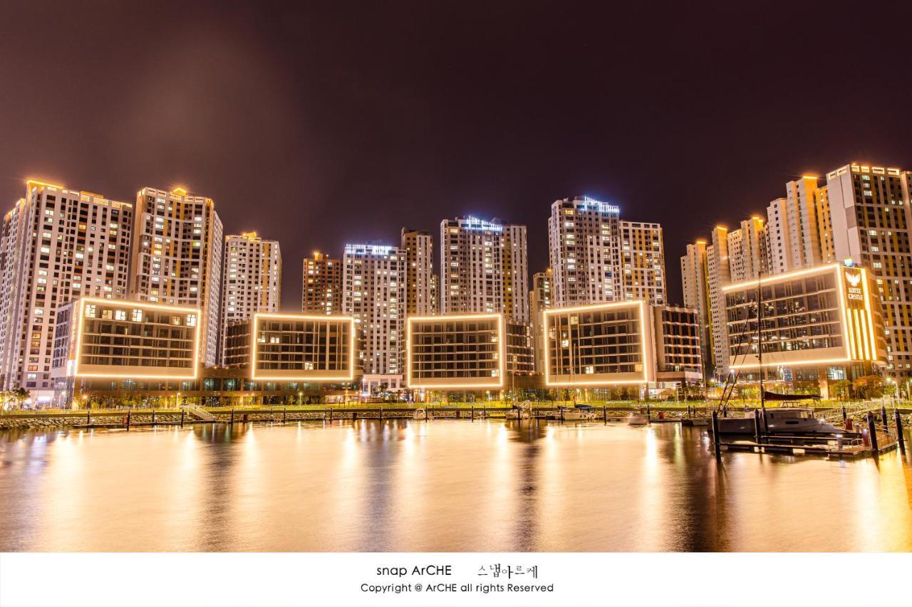 Апарт отель Lotte Castle Marina Йосу Экстерьер фото
